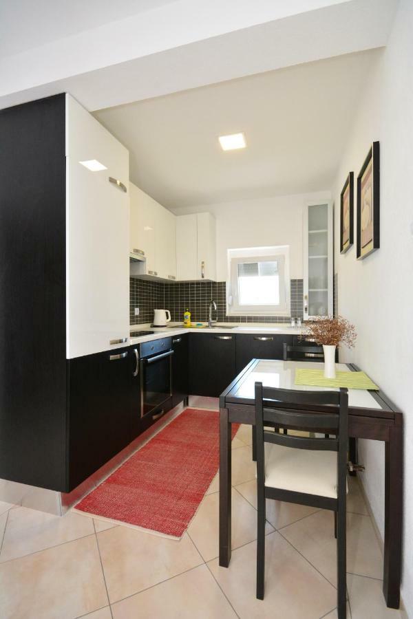 Viktoria Apartment